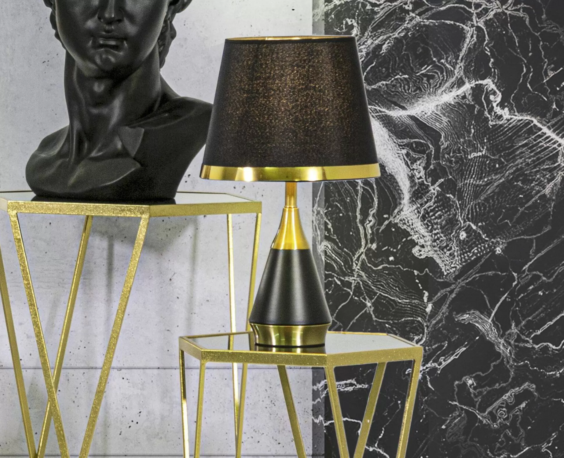 Dmora Lampade Da Tavolo<Lampada da tavolo Grattage, 28x28 h50 cm, Nero e Oro