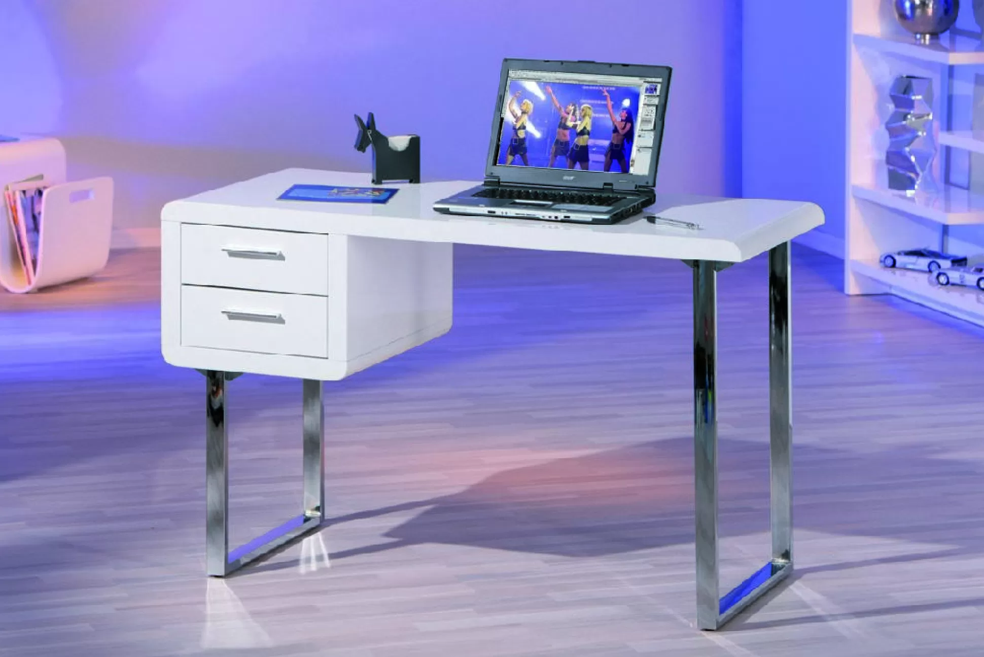 Dmora Scrivanie<Scrivania Neustadt, Scrittoio multiuso, Tavolo per ufficio porta PC, Piano di lavoro, 120x55 h76 cm,