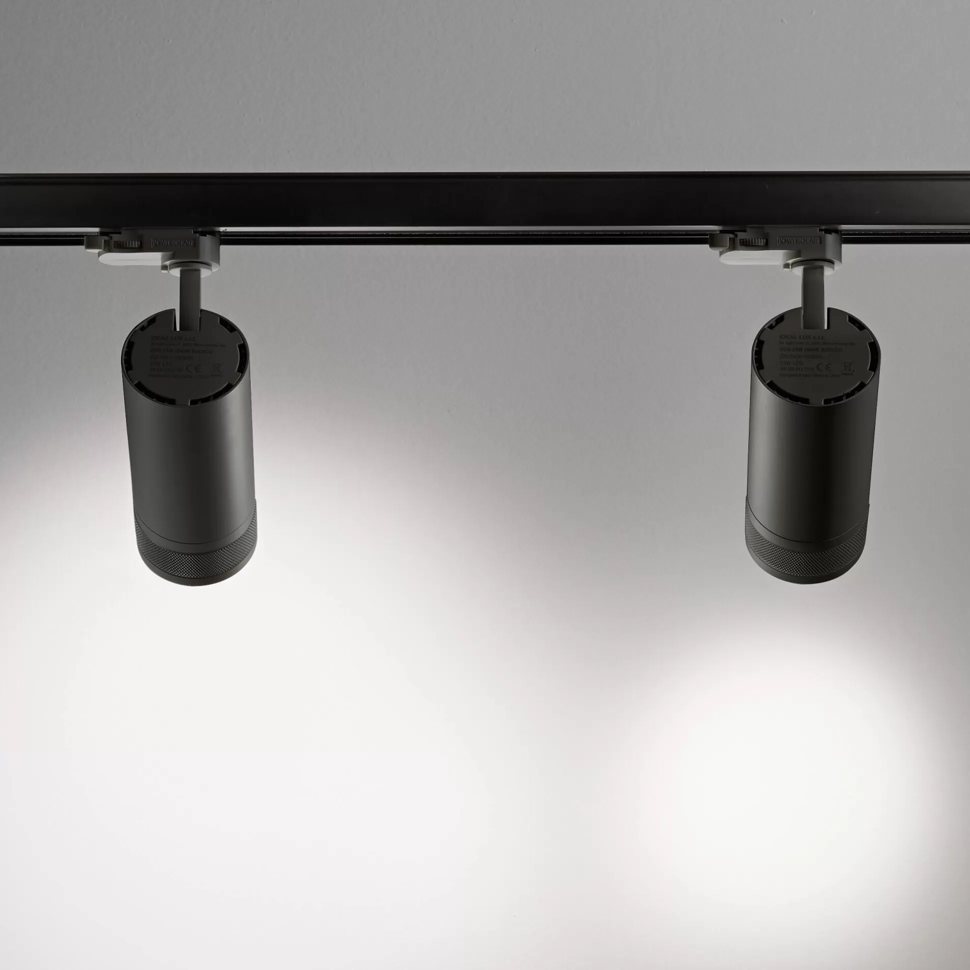 Dmora Sistemi Luce Binari<Sistema luce binario EOS 15W 3000K ON-OFF BK, 6 x 7 x h22 cm,